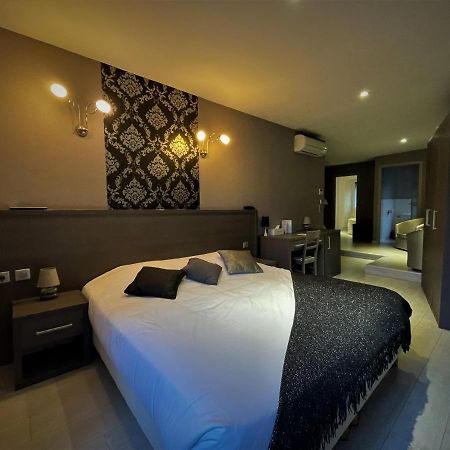 Hotel-Restaurant Des Voyageurs Le Cheylard Luaran gambar