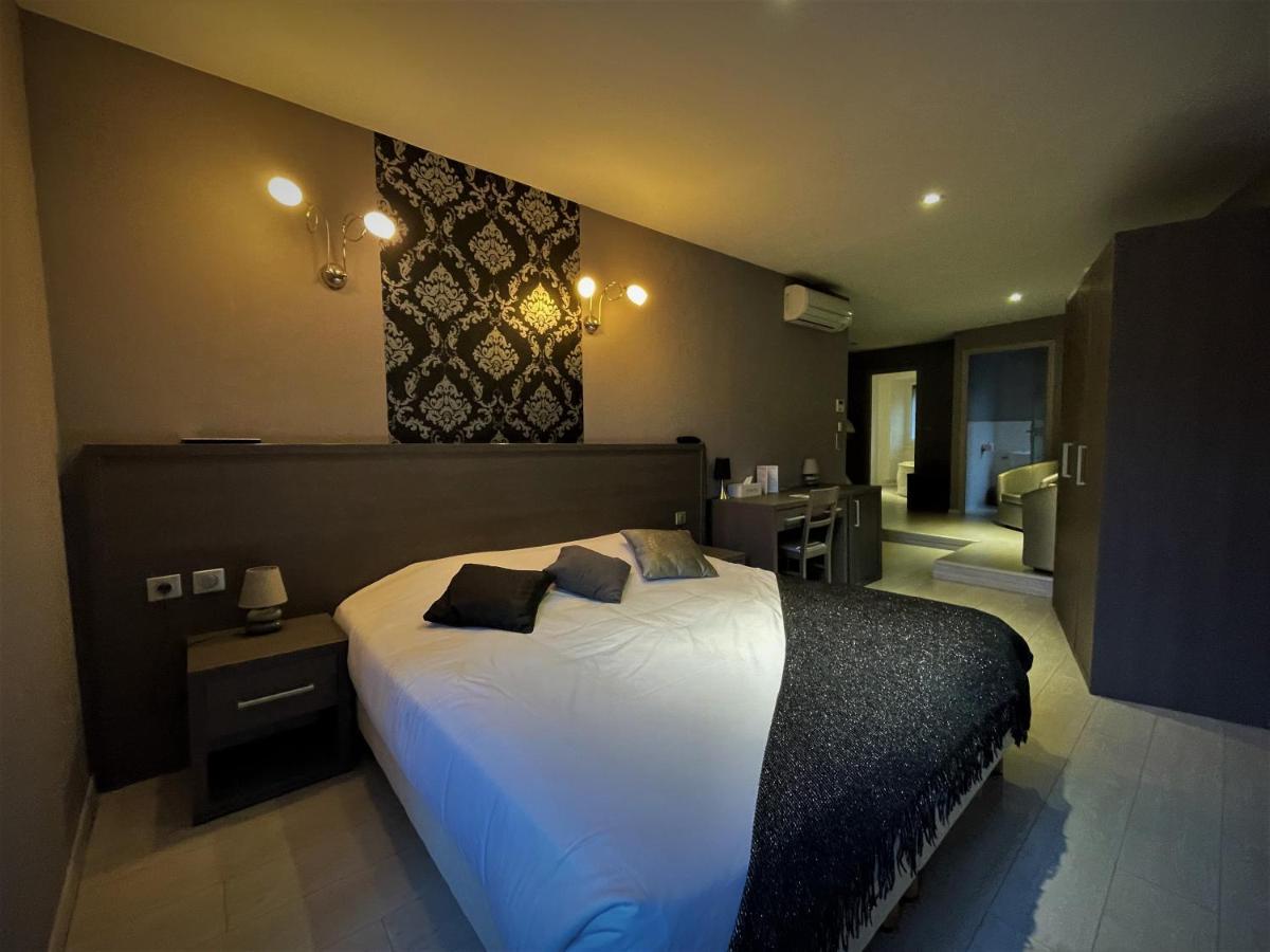 Hotel-Restaurant Des Voyageurs Le Cheylard Luaran gambar