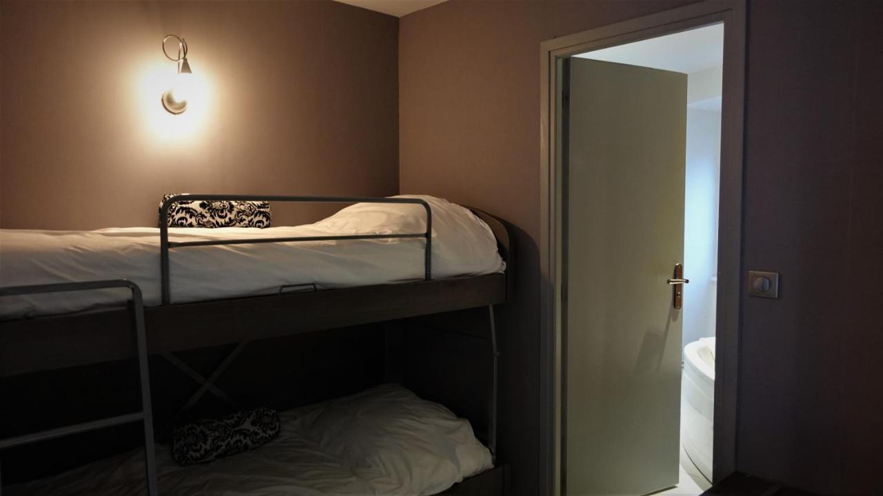 Hotel-Restaurant Des Voyageurs Le Cheylard Luaran gambar