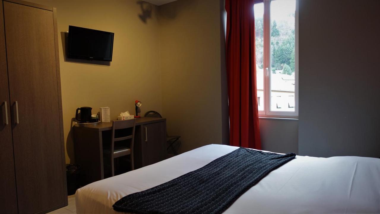 Hotel-Restaurant Des Voyageurs Le Cheylard Luaran gambar