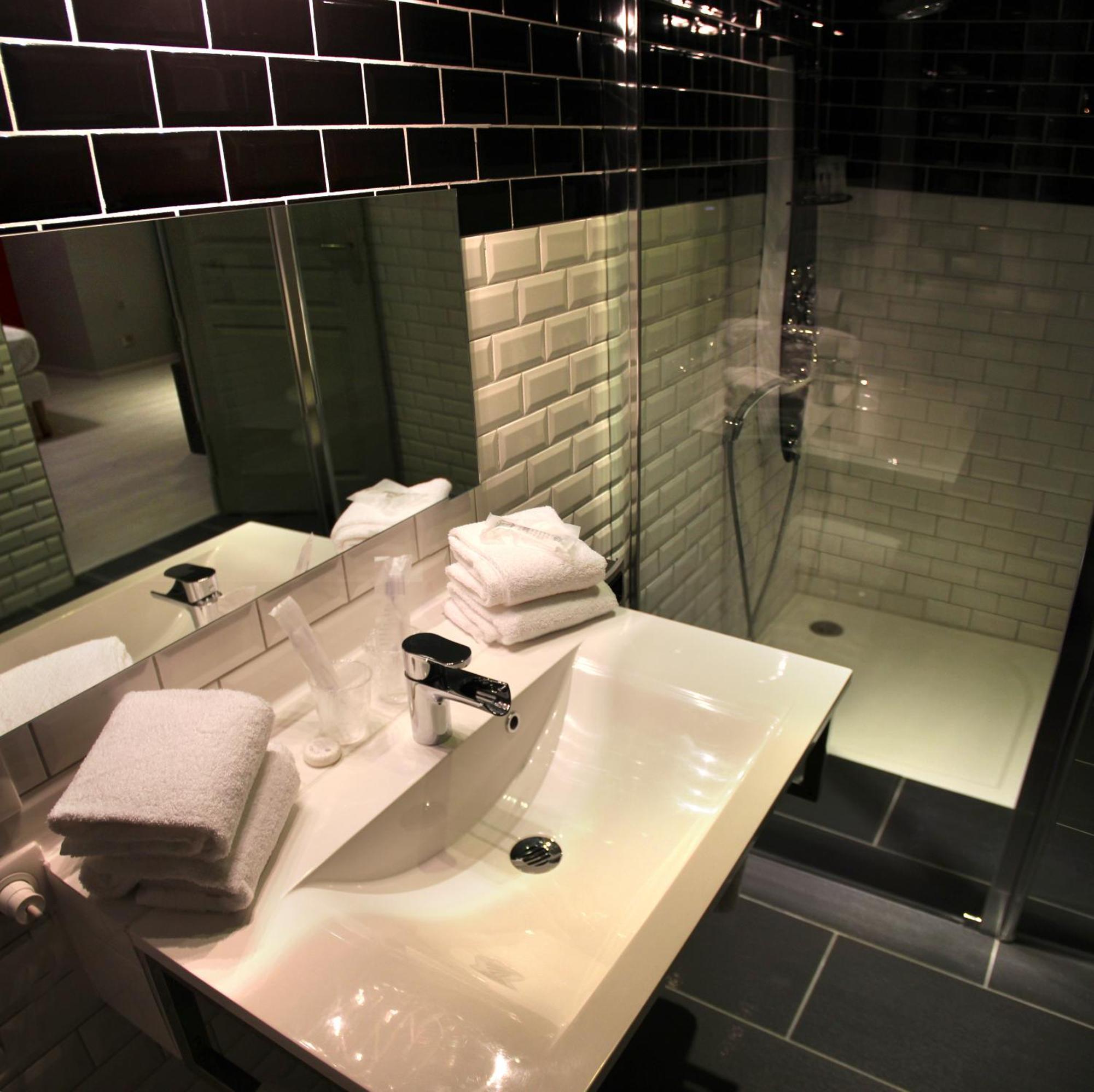 Hotel-Restaurant Des Voyageurs Le Cheylard Luaran gambar